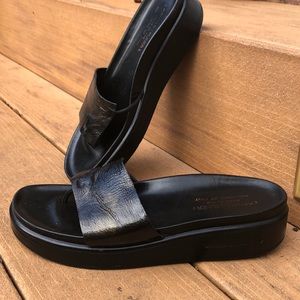Donald Pliner sandals